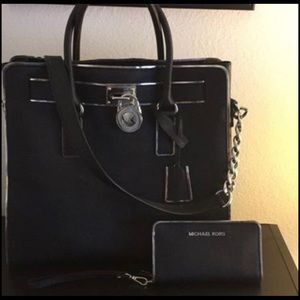 Michael Kors Hamilton Chainlink Tote w/wallet